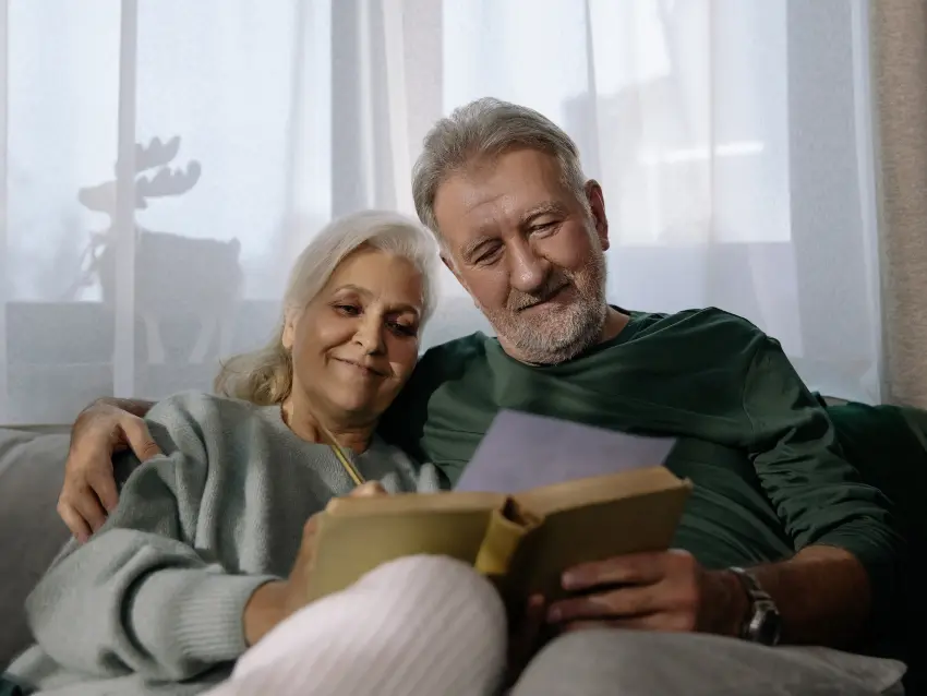 The Timeless Art of Love: How Personal Matchmaking Beats Online Dating for Seniors